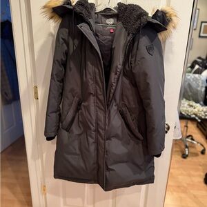 Vince Camuto Black Hooded Puffer Coat